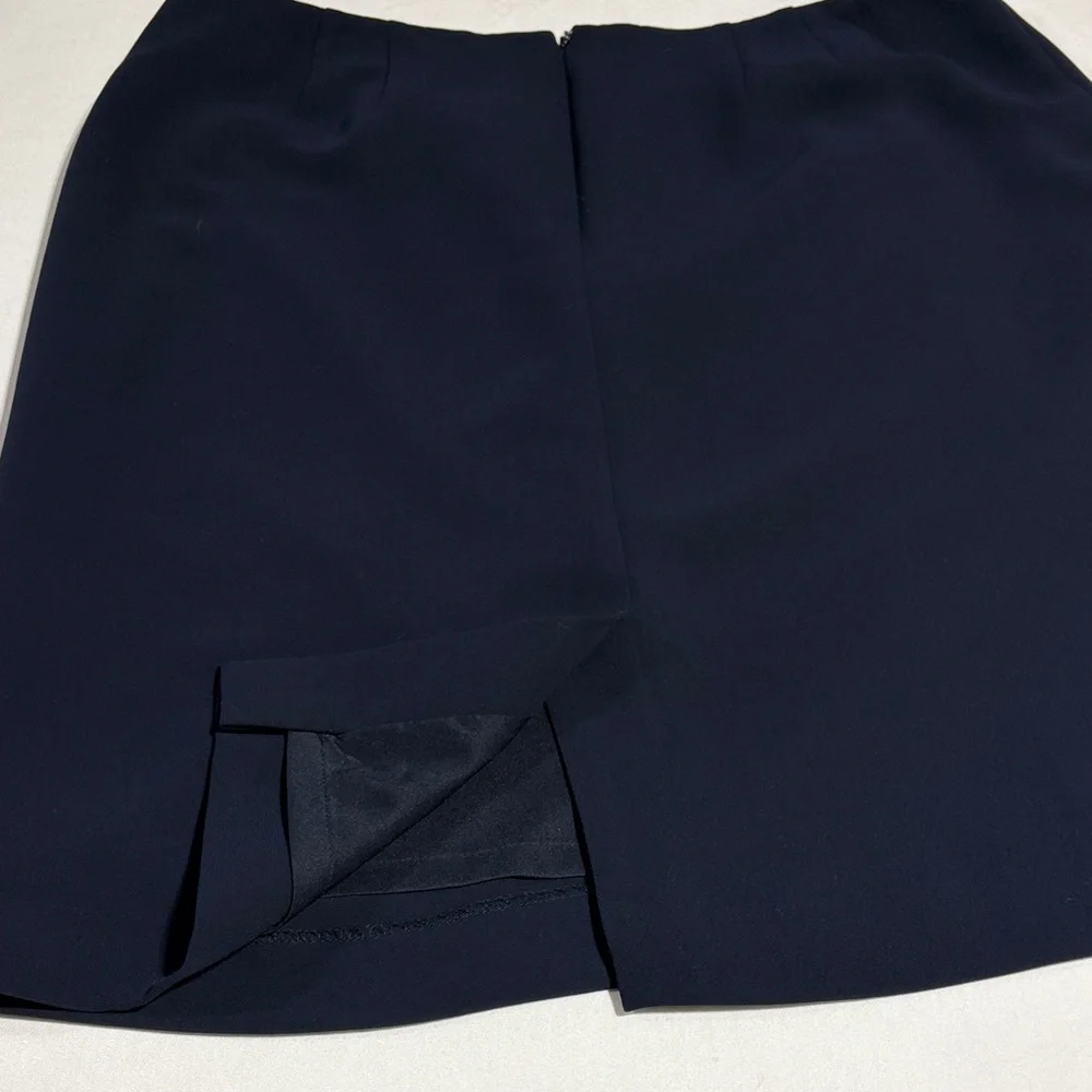 sleek navy